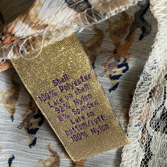 Princess Vera Wang Blouse Cream Brown Dogs Small NWT - Picture 5 of 6